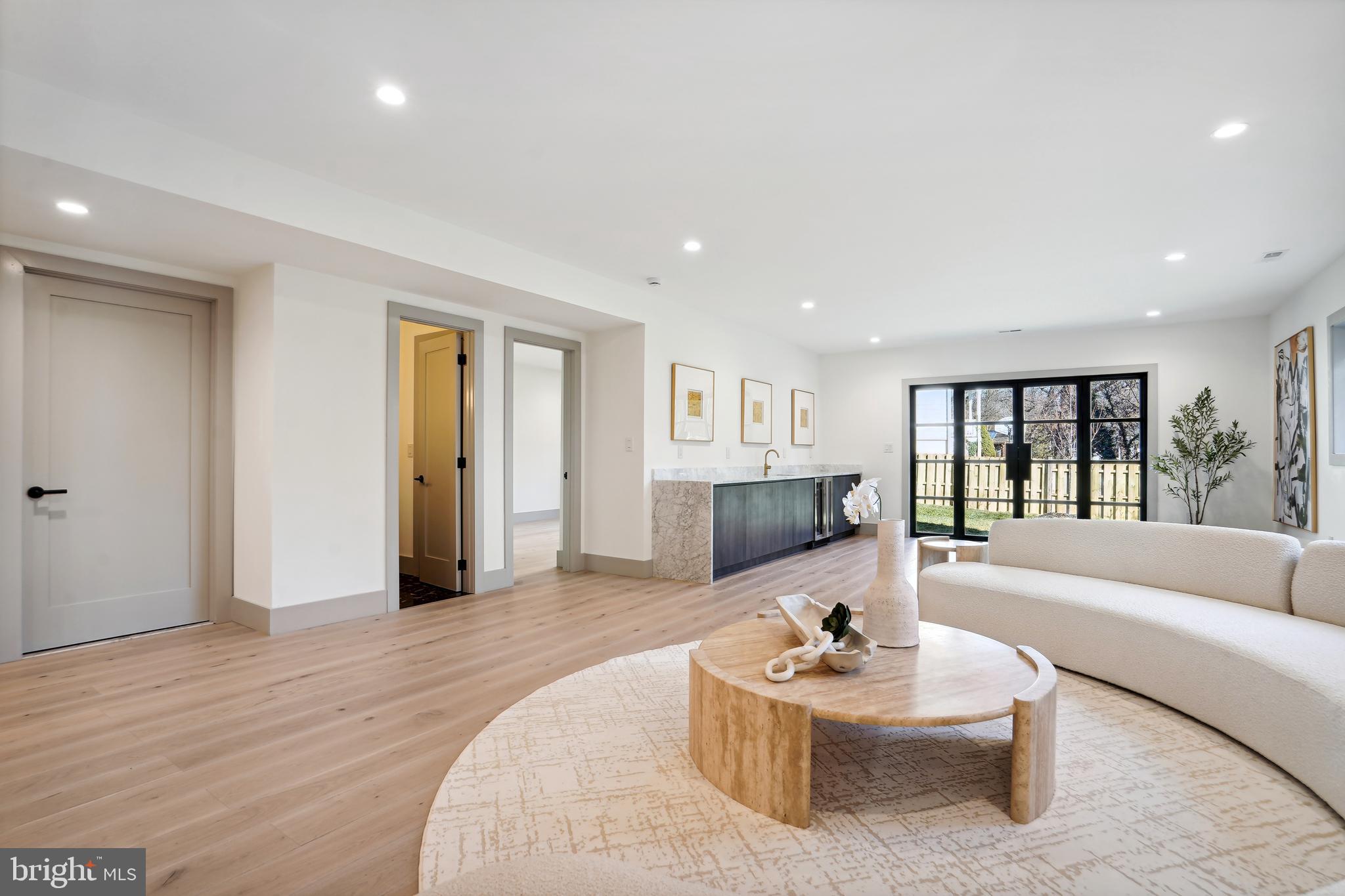 CHESTERBROOK - Residential