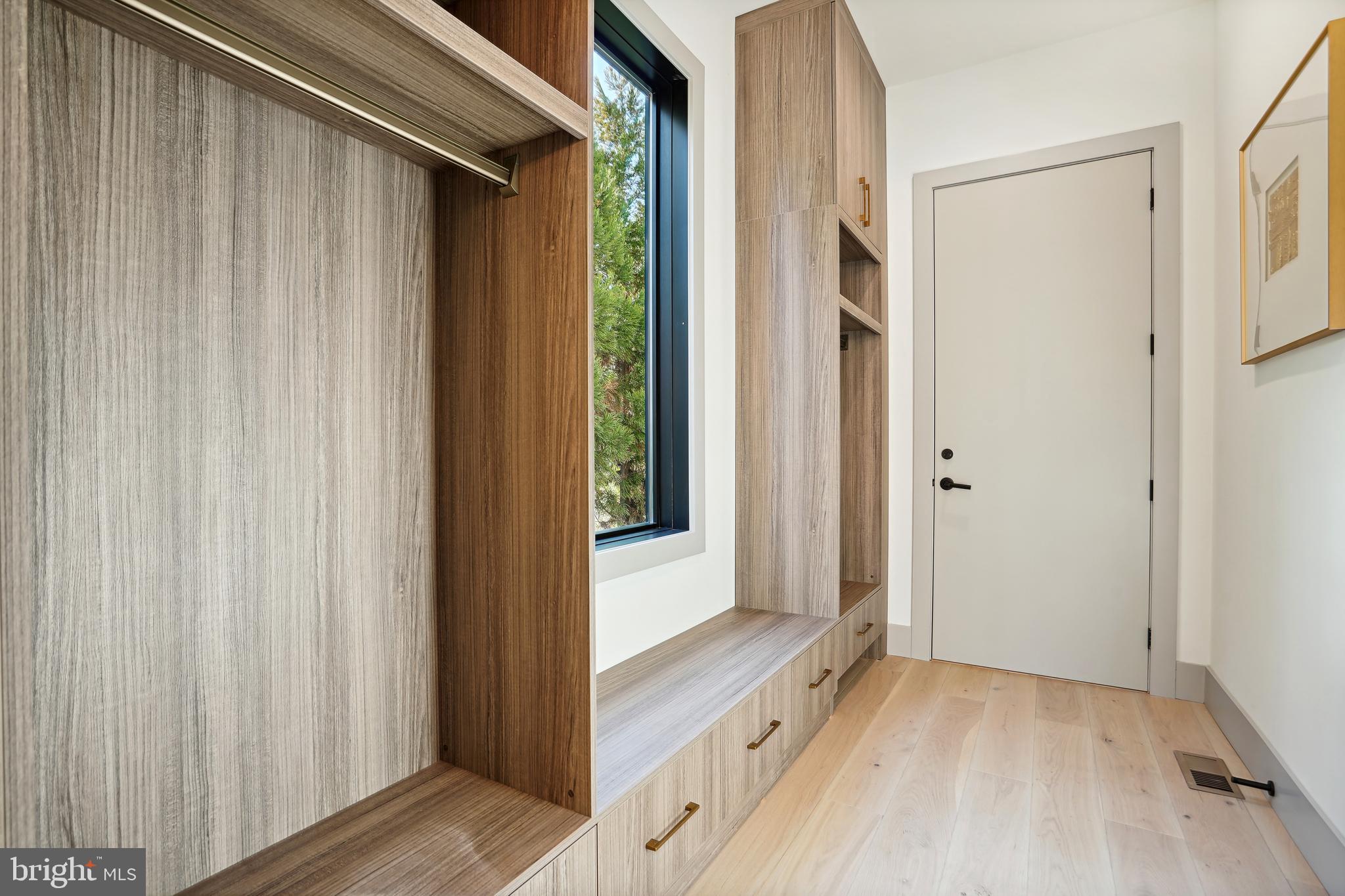 CHESTERBROOK - Residential