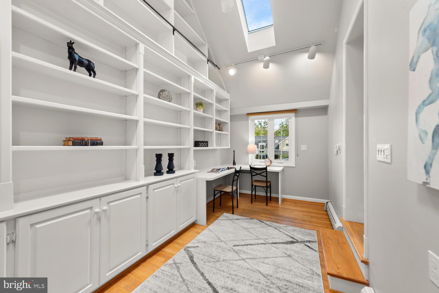 BEVERLEY HILLS - Residential