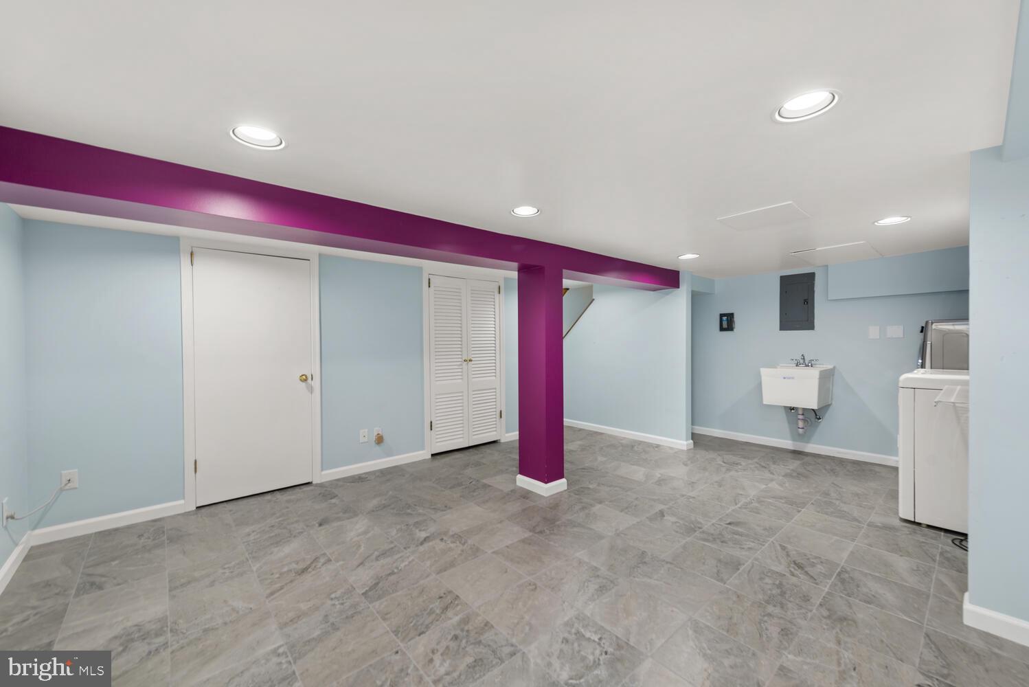 BEVERLEY HILLS - Residential