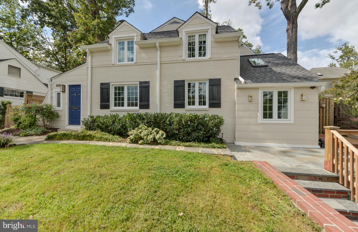 BEVERLEY HILLS - Residential