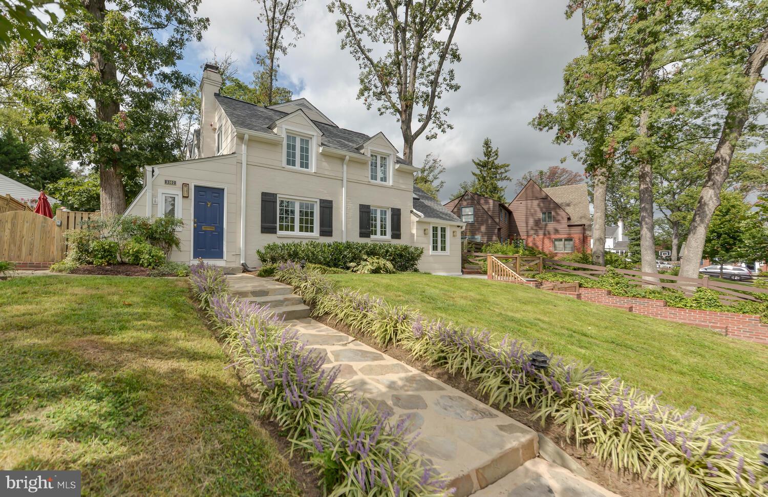 BEVERLEY HILLS - Residential