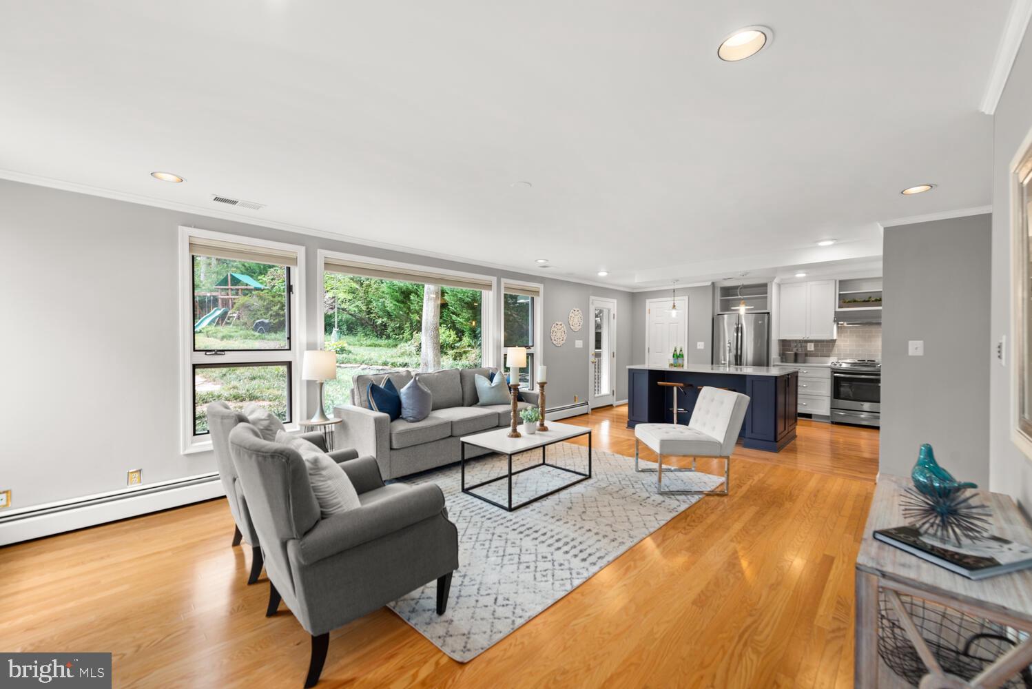 BEVERLEY HILLS - Residential