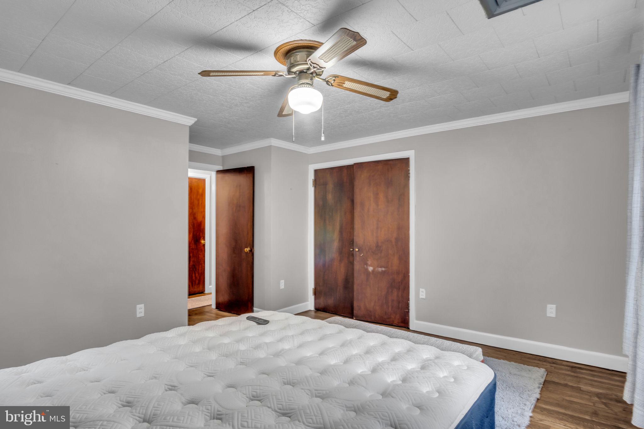 NEW CUMBERLAND - Residential