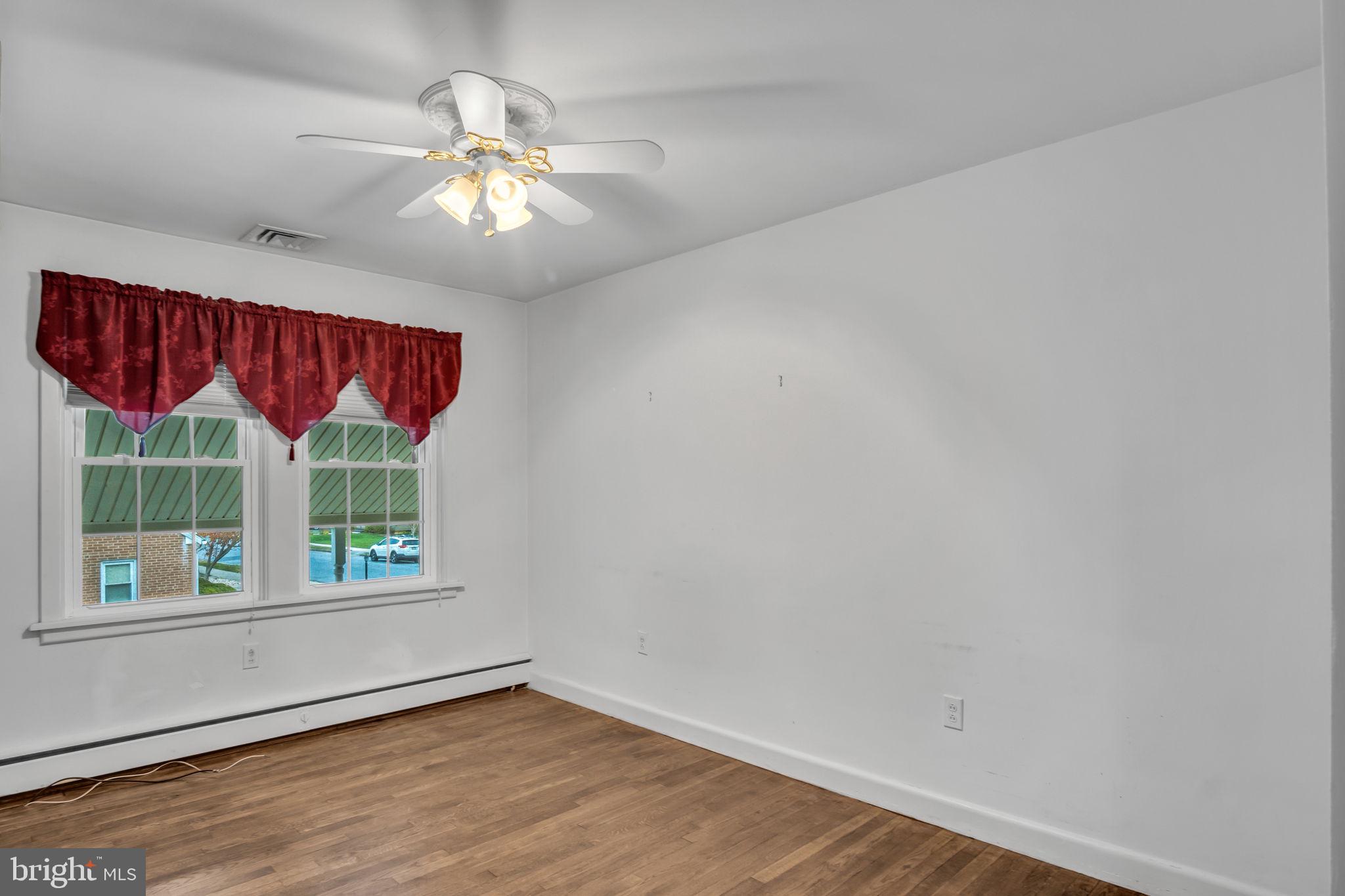 NEW CUMBERLAND - Residential