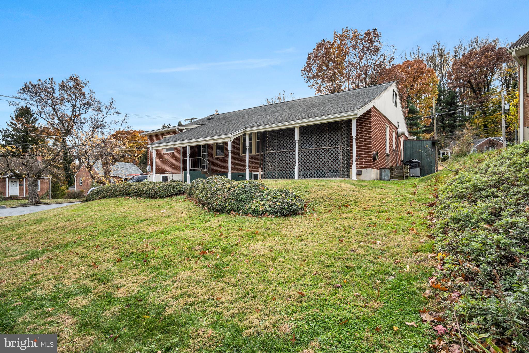 NEW CUMBERLAND - Residential