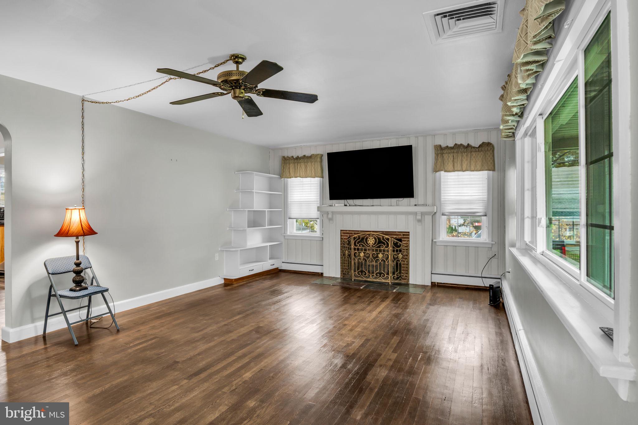 NEW CUMBERLAND - Residential