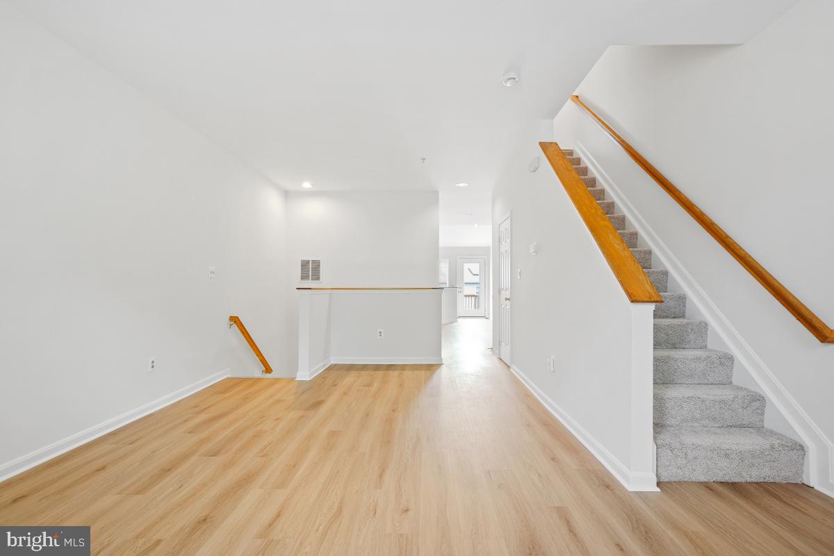 OWINGS MILLS - Residential