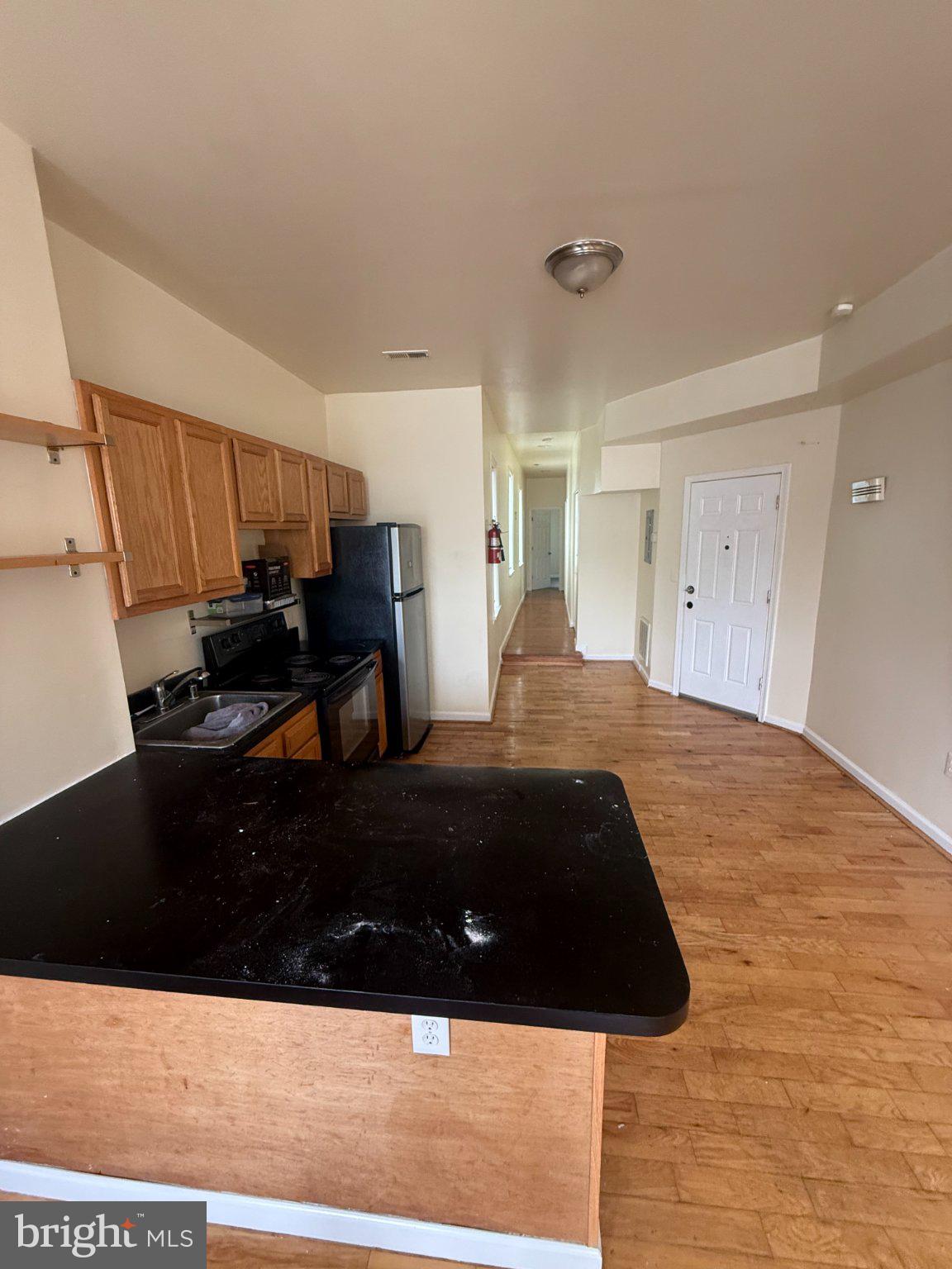 1030 HOLLINS STREET 2FL