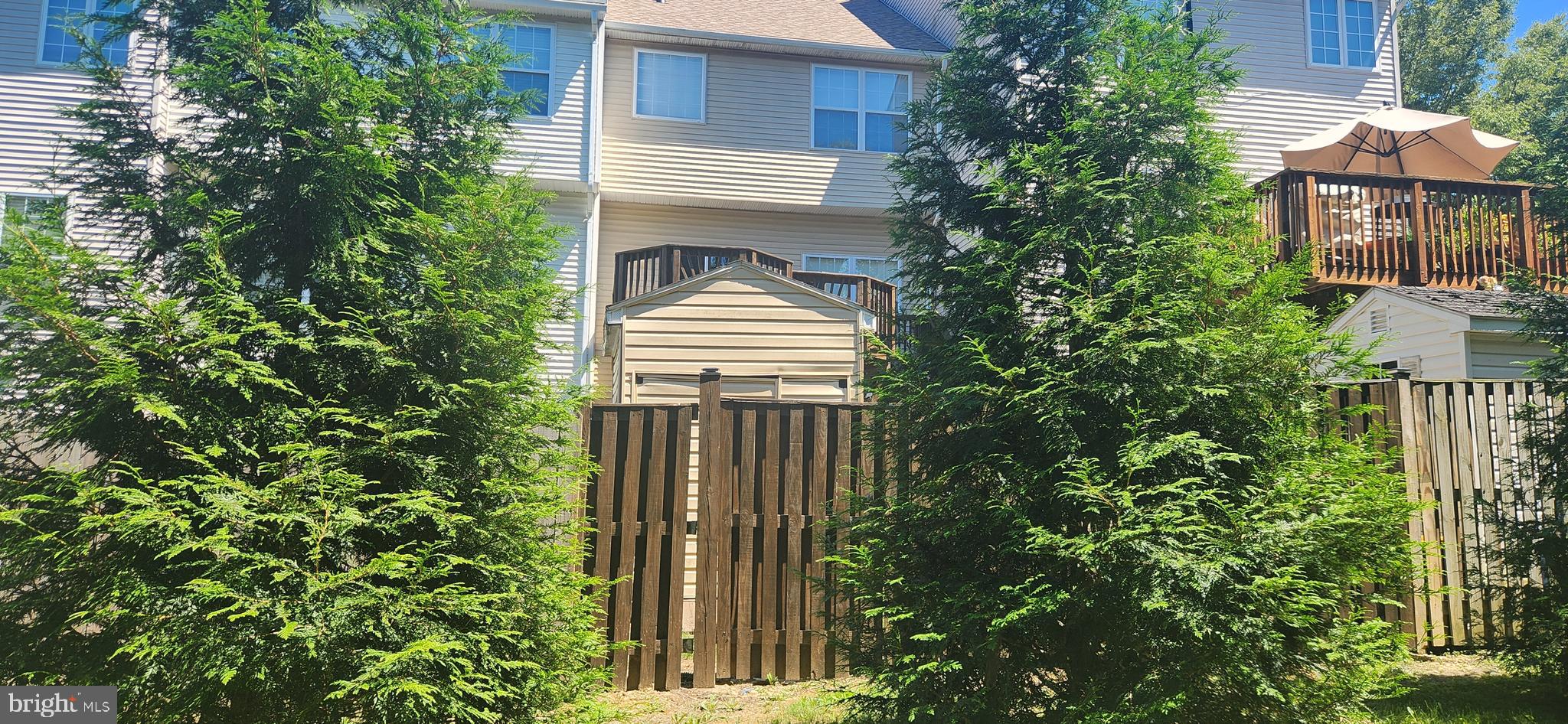 SUMMIT CREEK - Residential