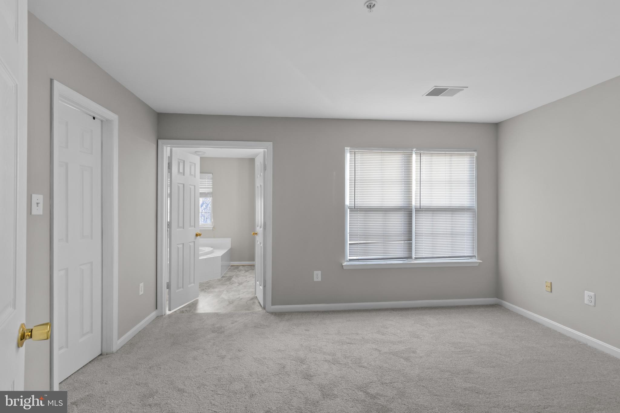 SUMMIT CREEK - Residential