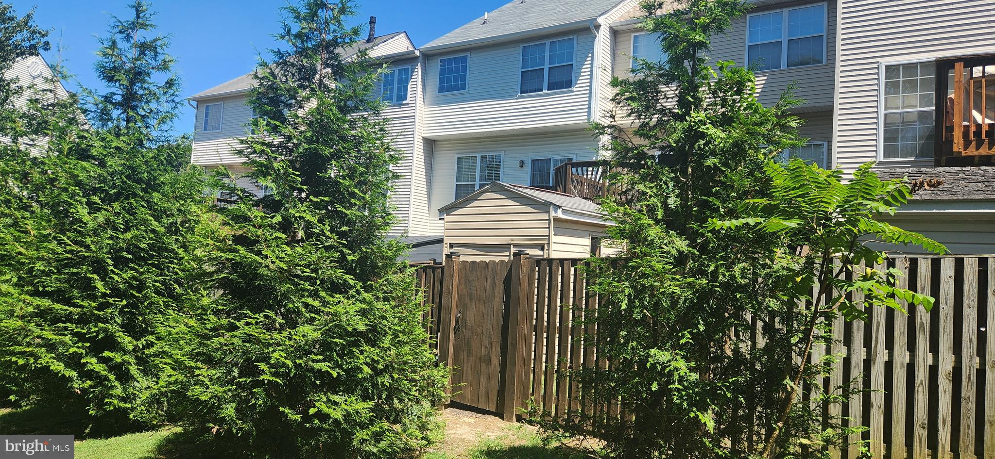 SUMMIT CREEK - Residential