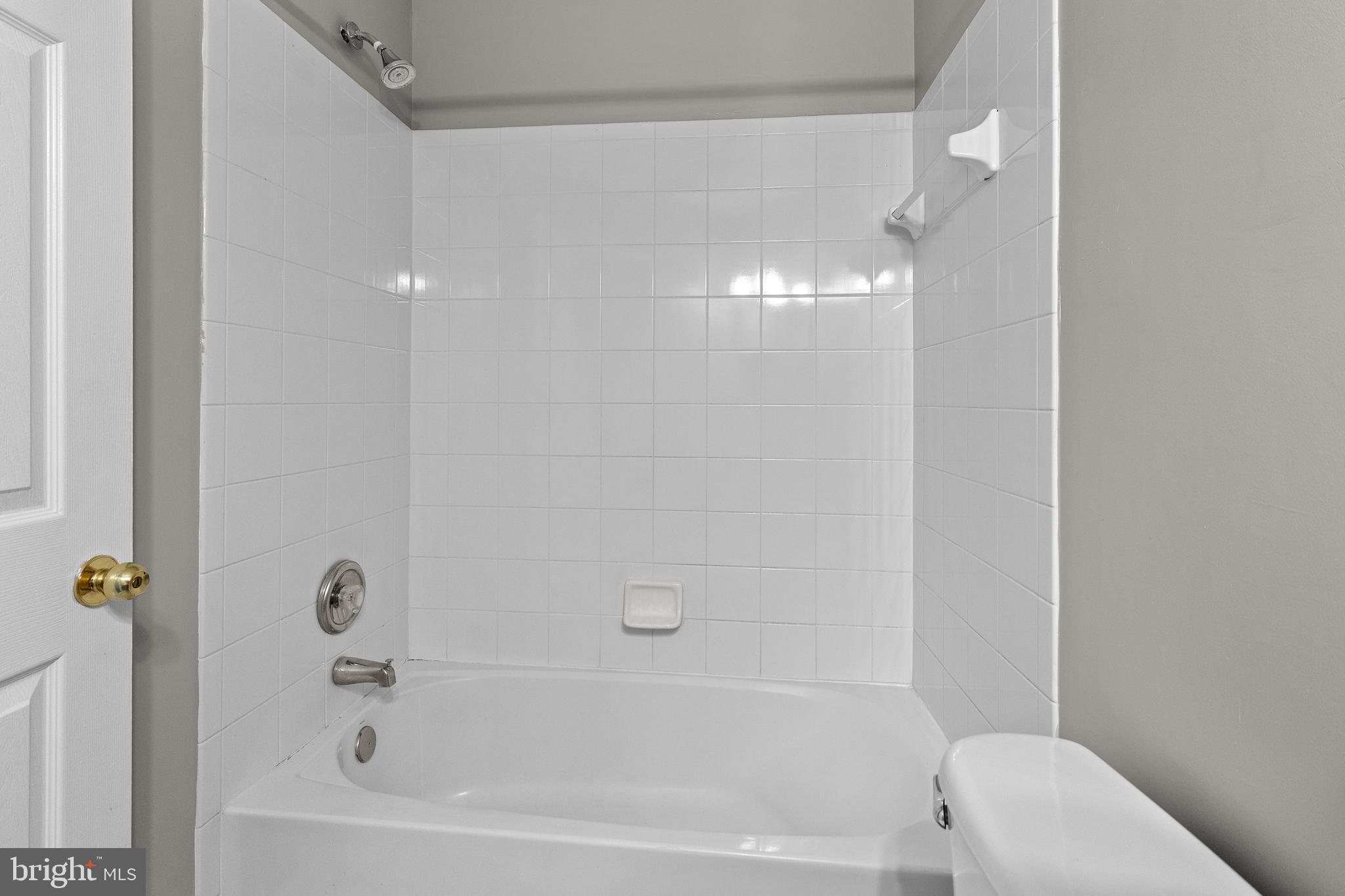 SUMMIT CREEK - Residential