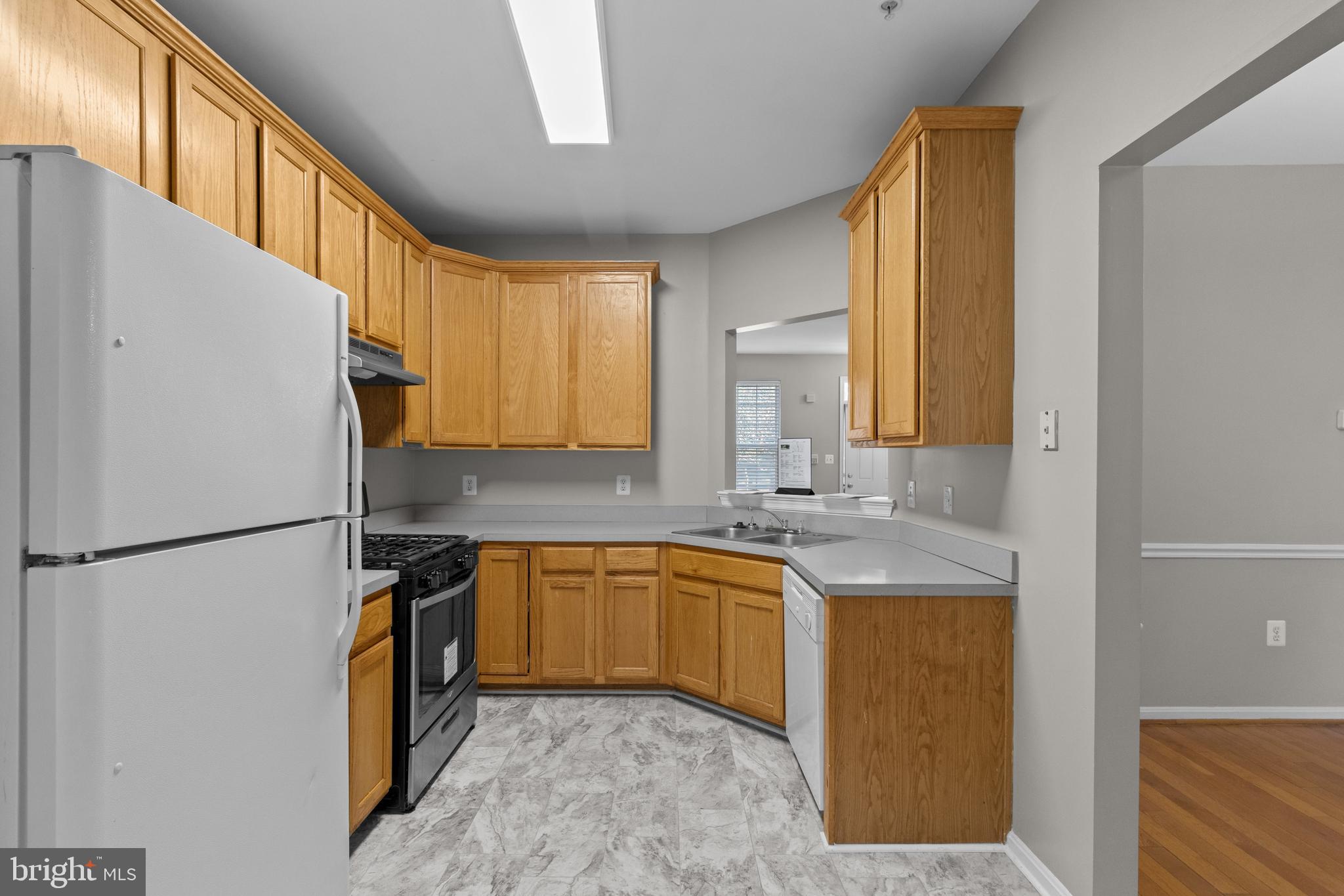 SUMMIT CREEK - Residential