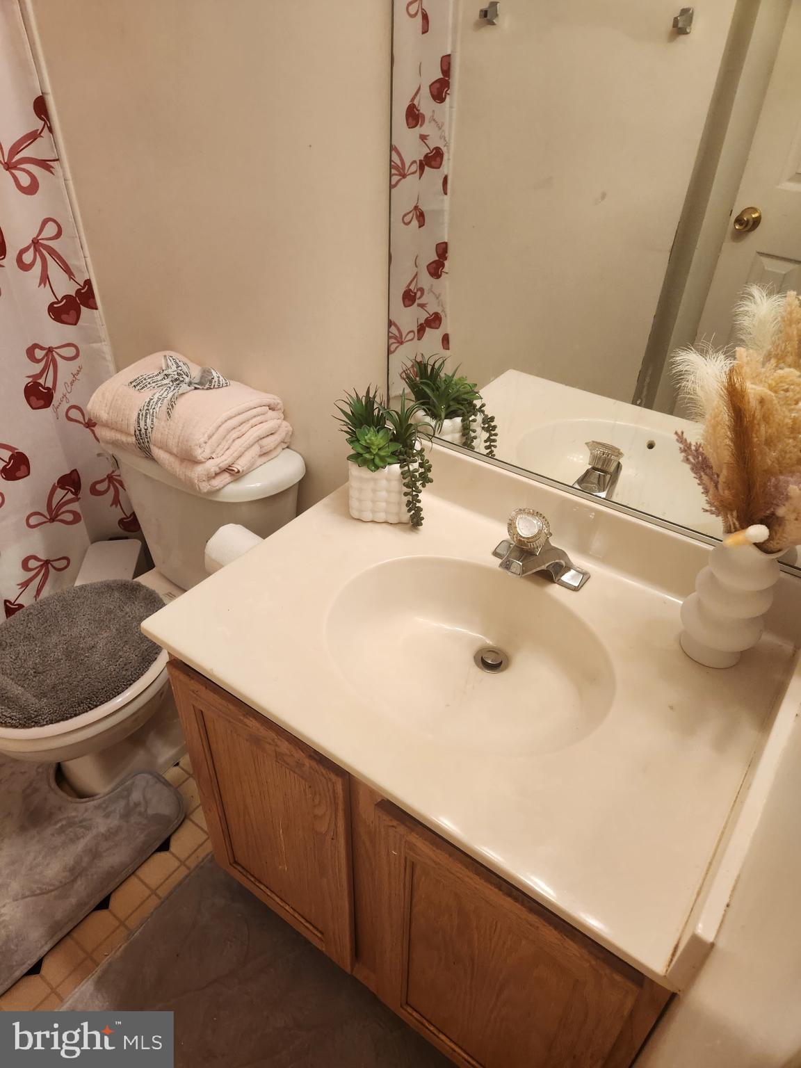 SUMMIT CREEK - Residential