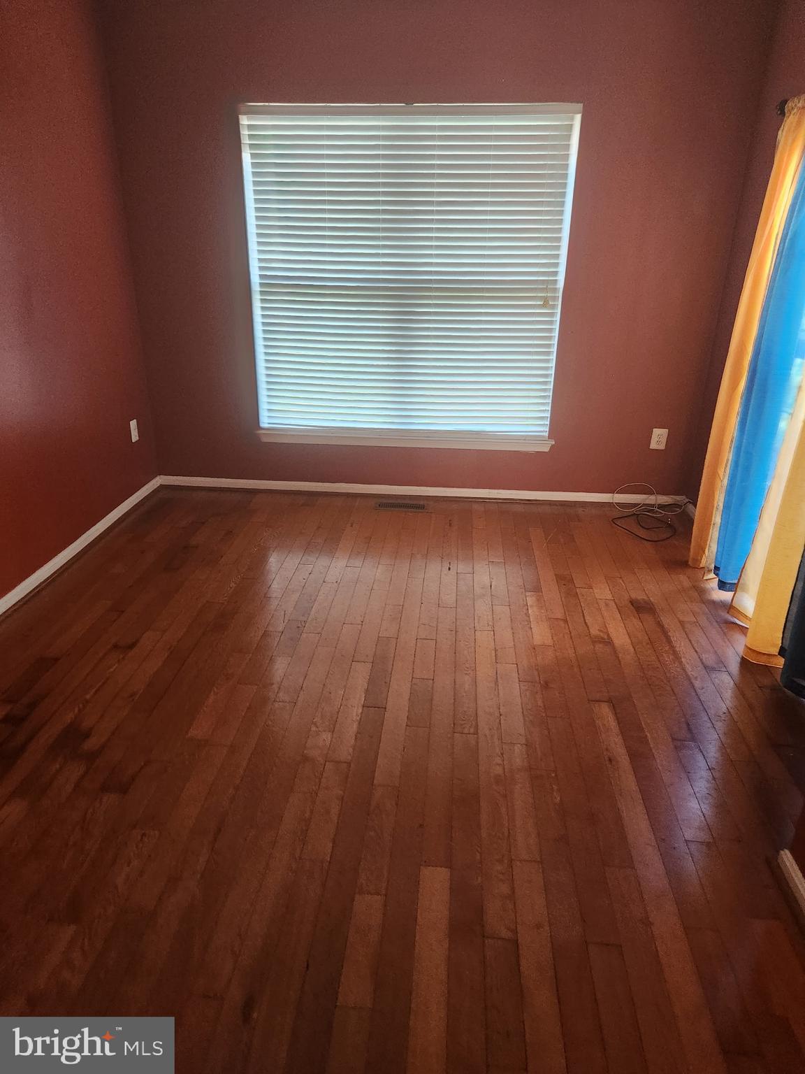 SUMMIT CREEK - Residential