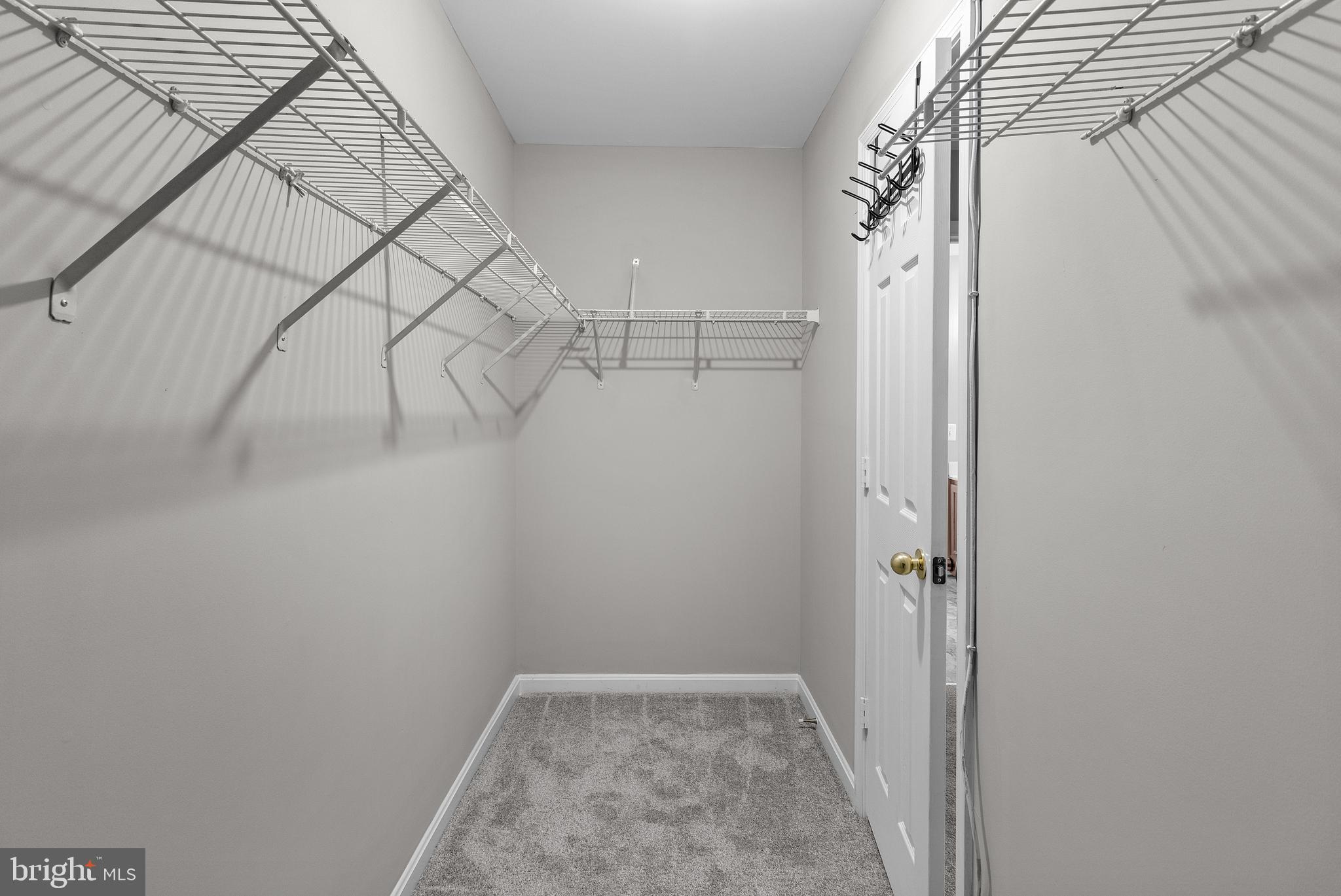 SUMMIT CREEK - Residential