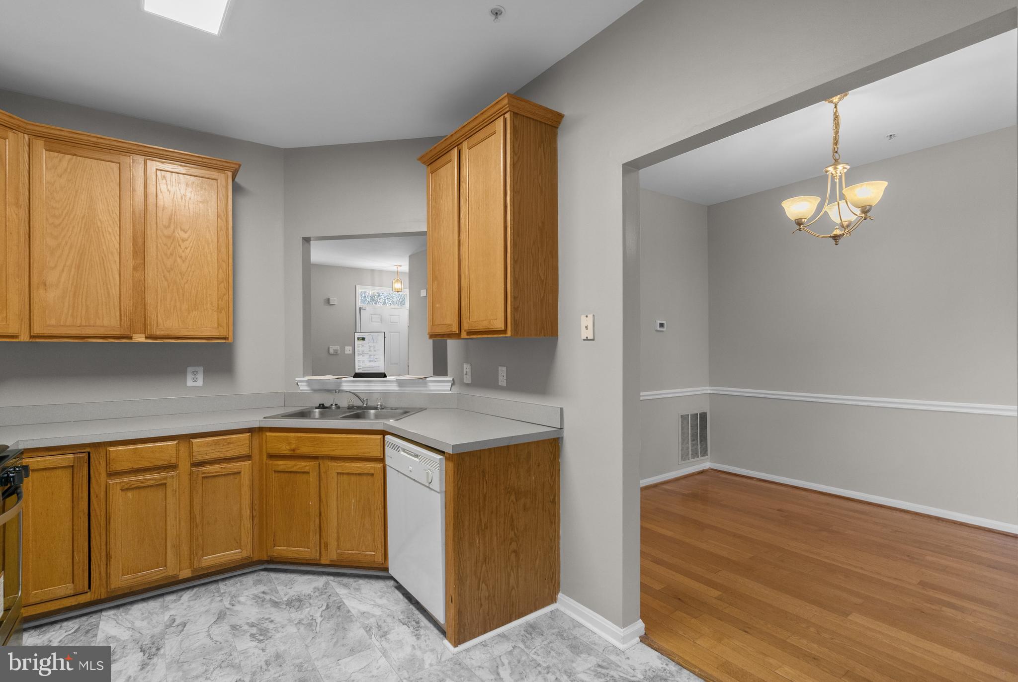 SUMMIT CREEK - Residential