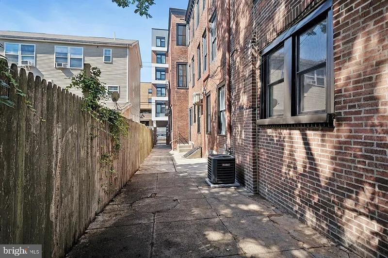 LUDLOW - Residential Lease