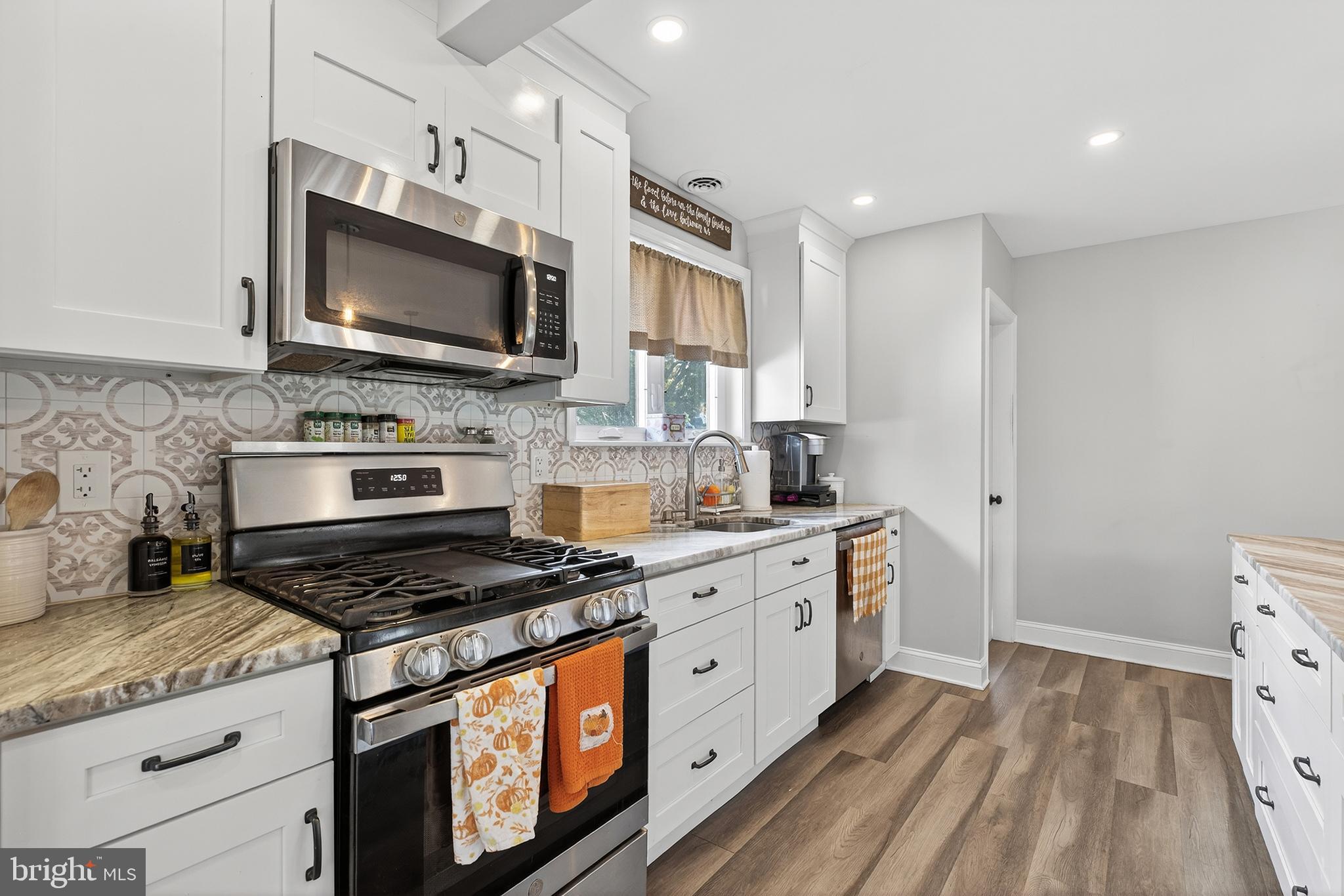 RIDLEY PARK - Residential