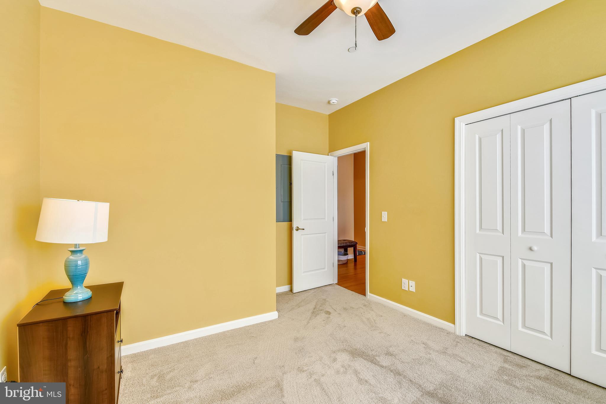 HUNTER'S CREST - Residential