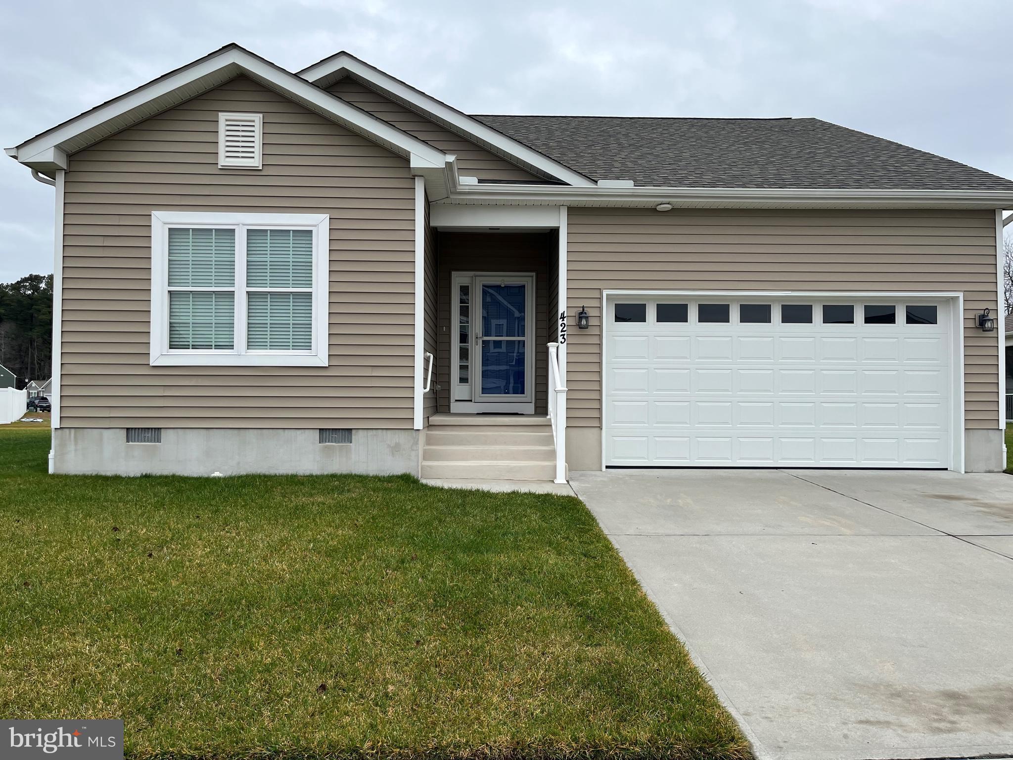 HUNTER'S CREST - Residential