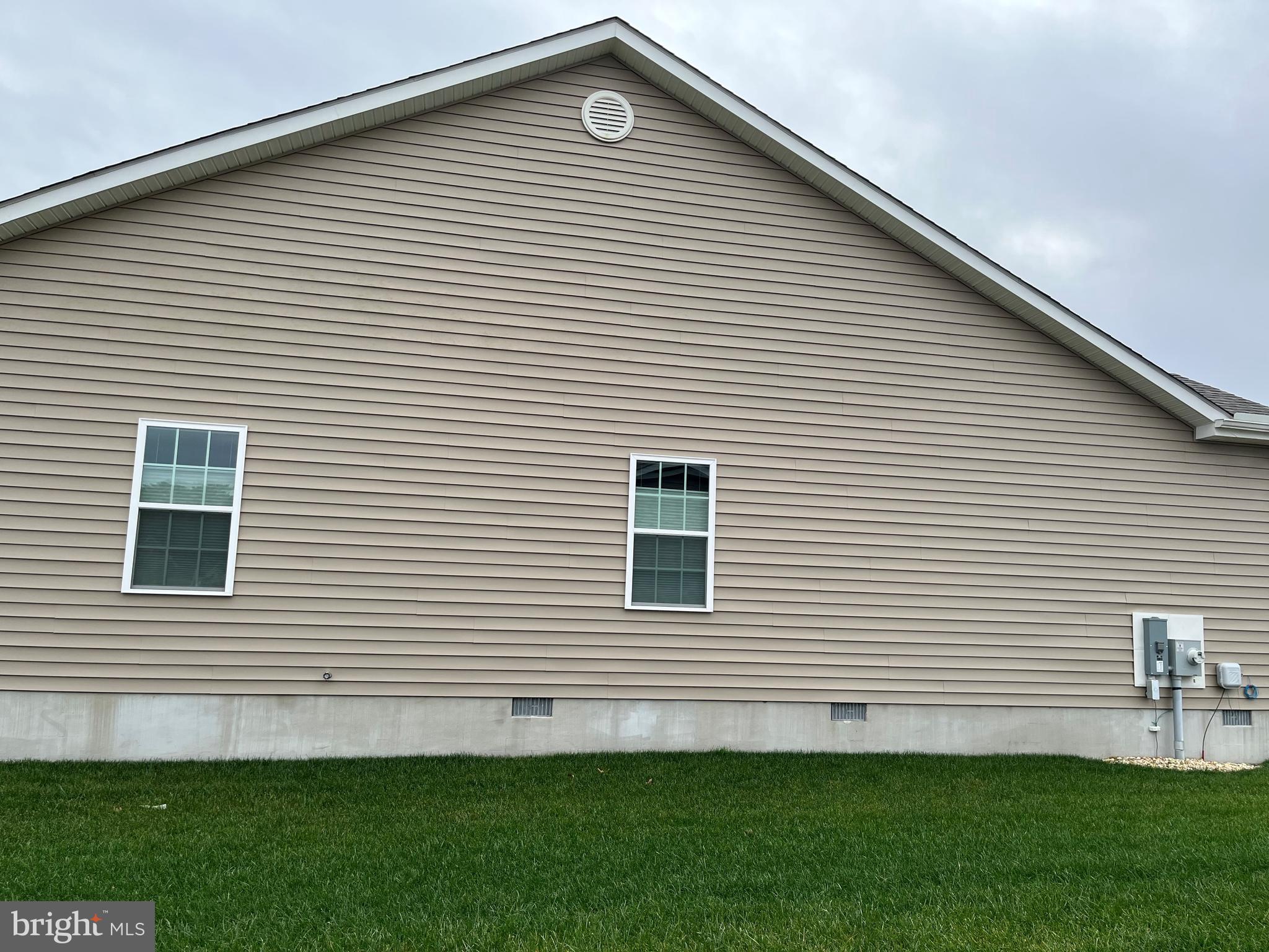 HUNTER'S CREST - Residential