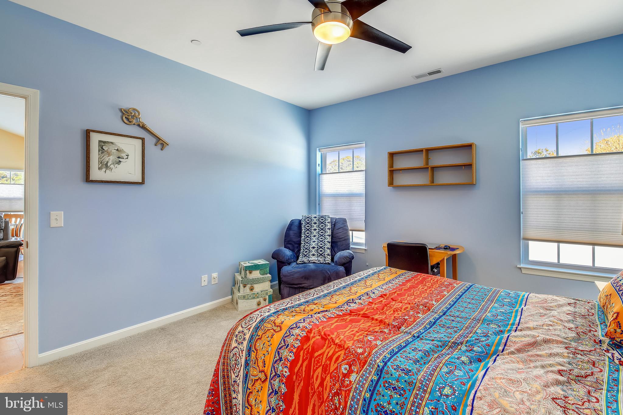 HUNTER'S CREST - Residential