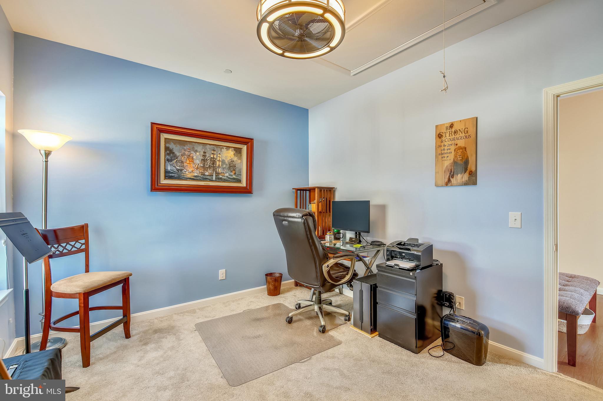 HUNTER'S CREST - Residential