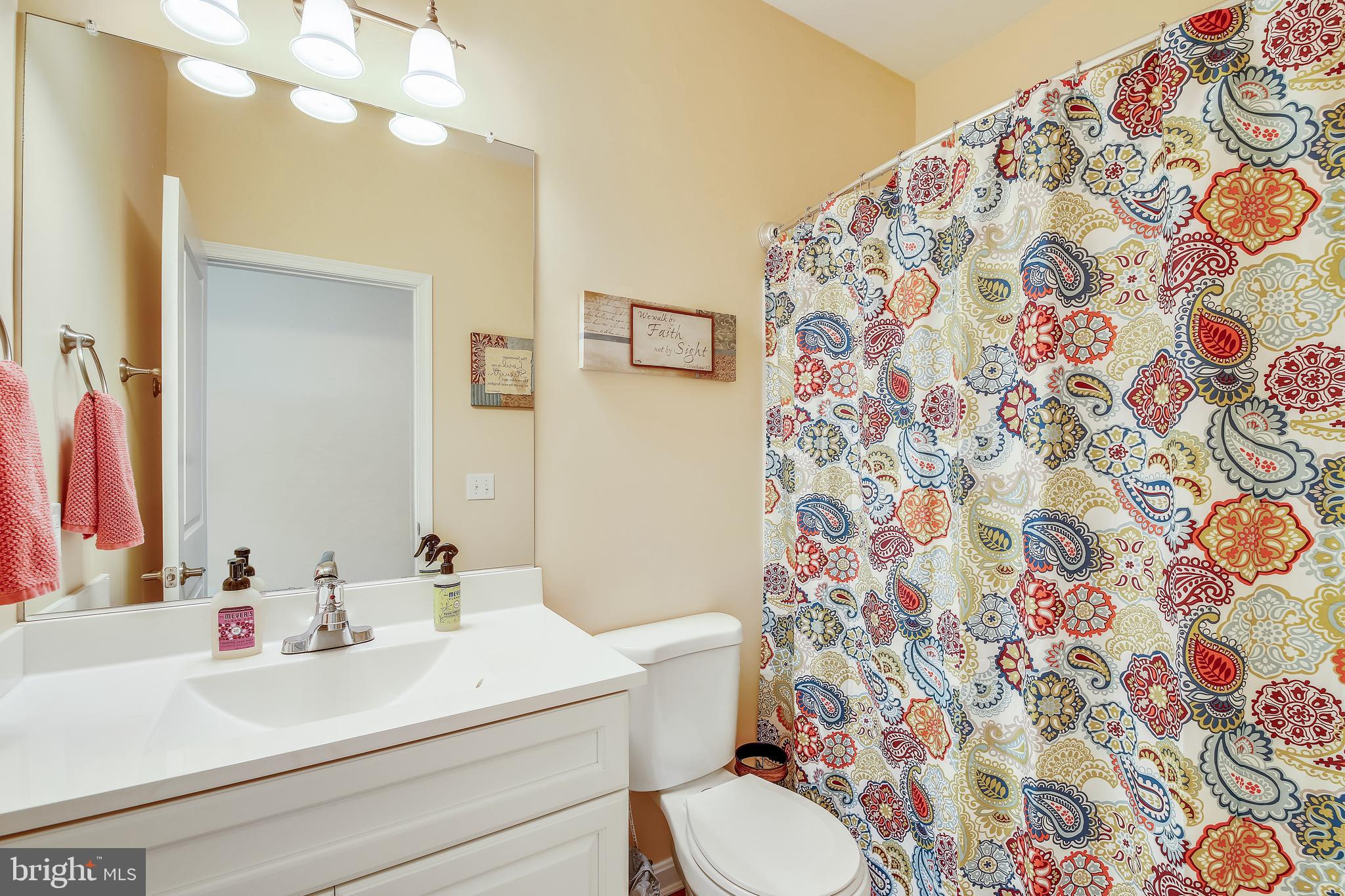 HUNTER'S CREST - Residential