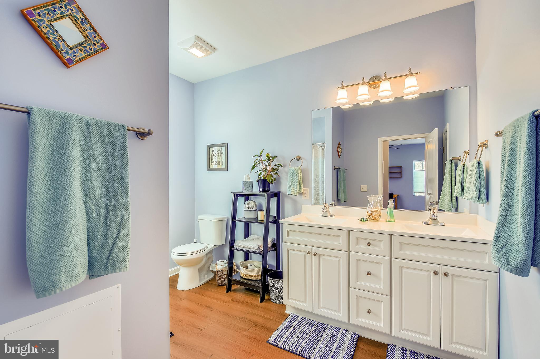 HUNTER'S CREST - Residential