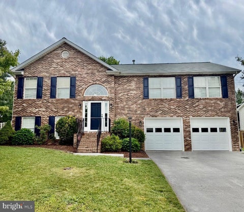Homes For Sale - 107 Orchid Court<br/> WINCHESTER, VA 22602