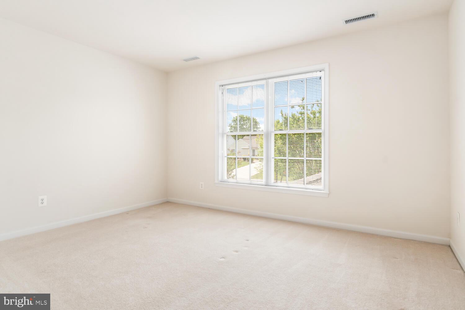 EASTON CLUB EAST - Residential