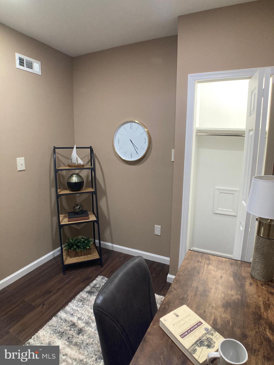 PORT RICHMOND - Residential
