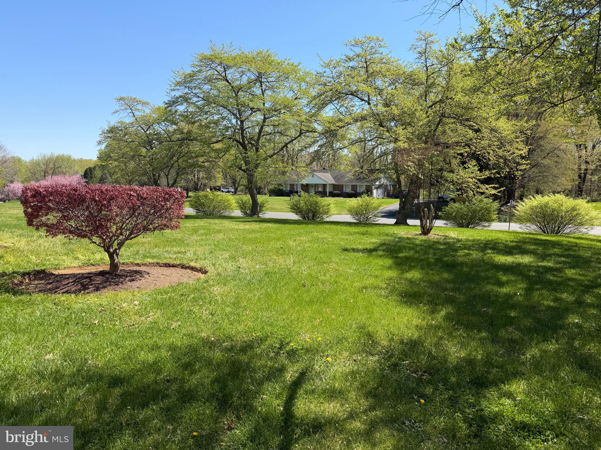 733 SHARPSBURG DRIVE