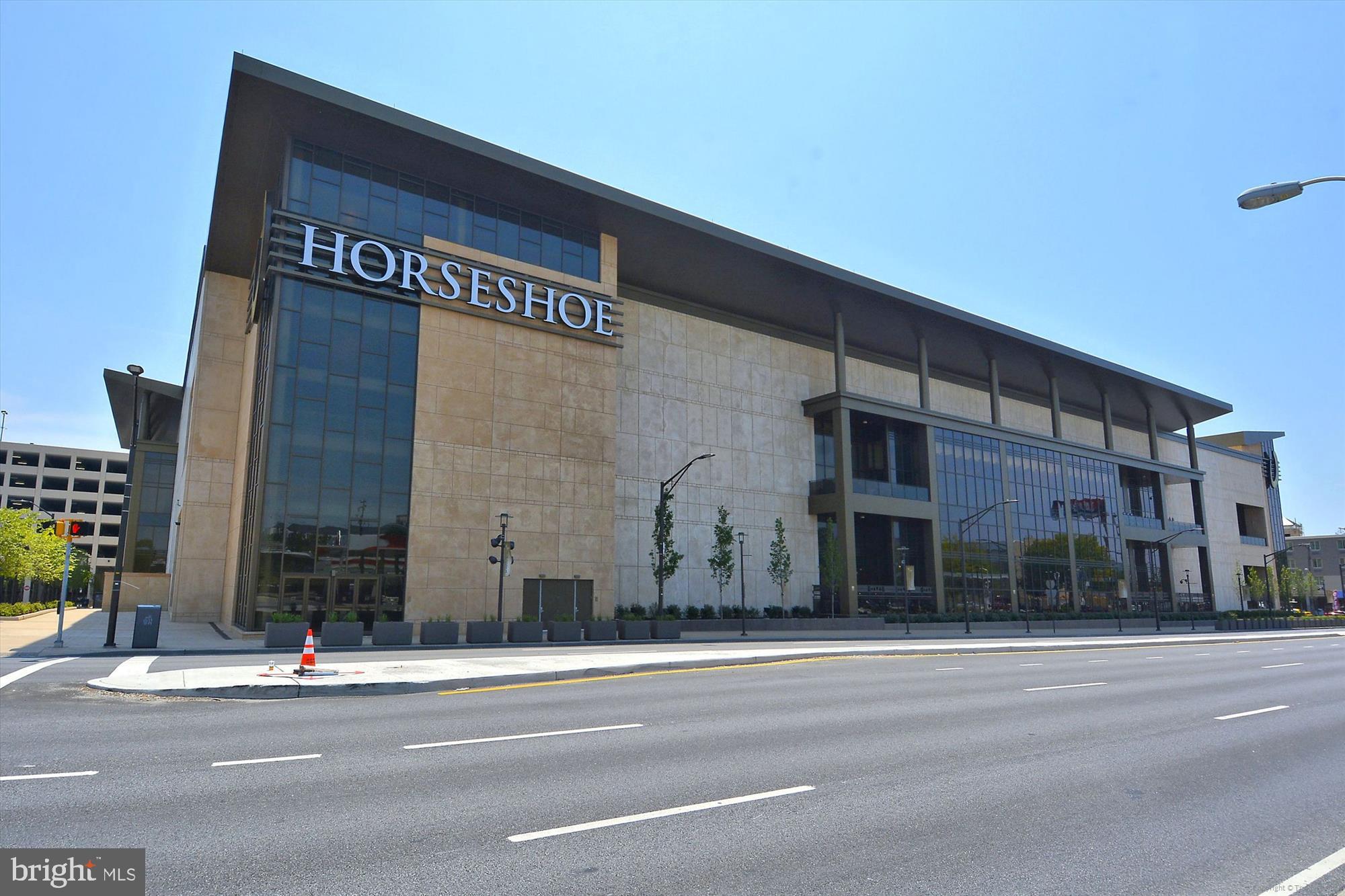 HARBOR EAST - Residential