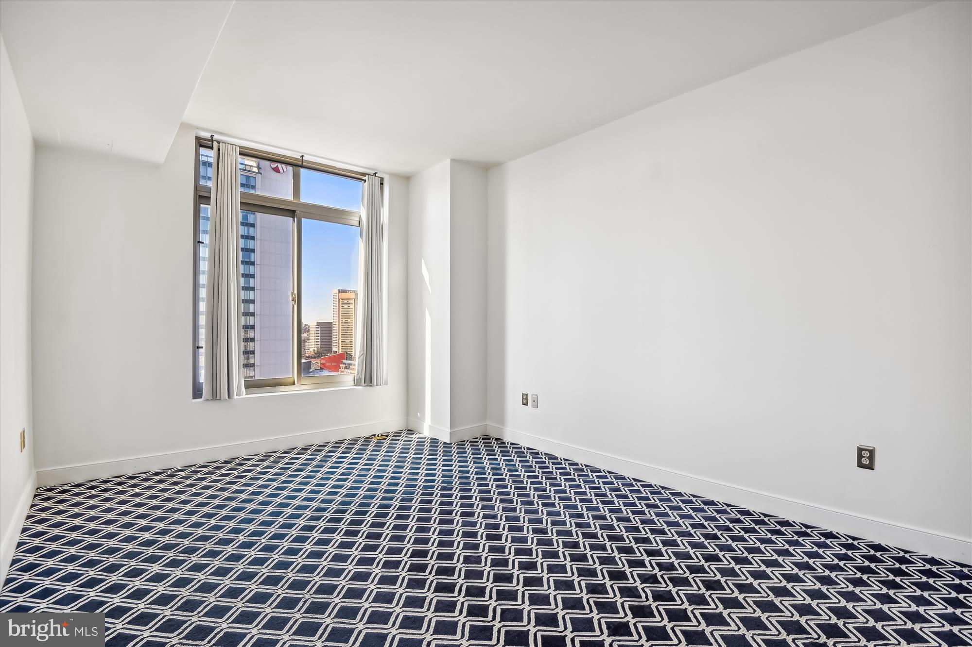 HARBOR EAST - Residential