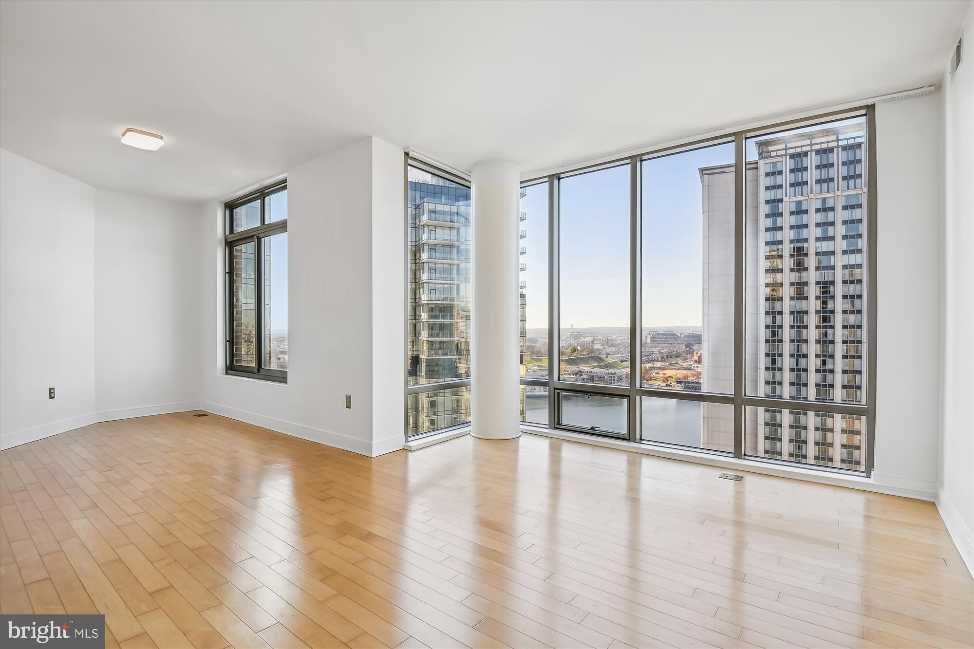 HARBOR EAST - Residential