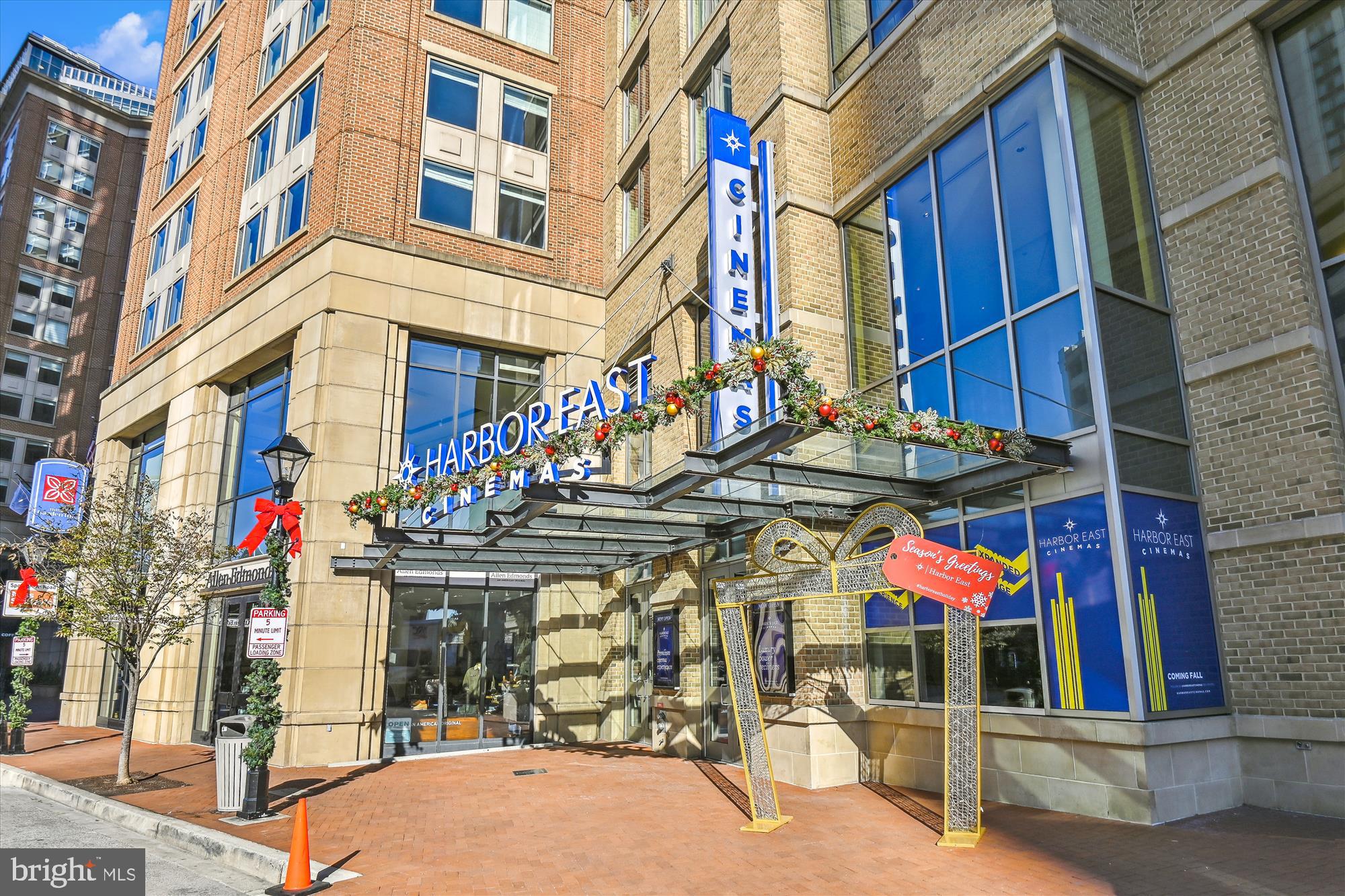 HARBOR EAST - Residential