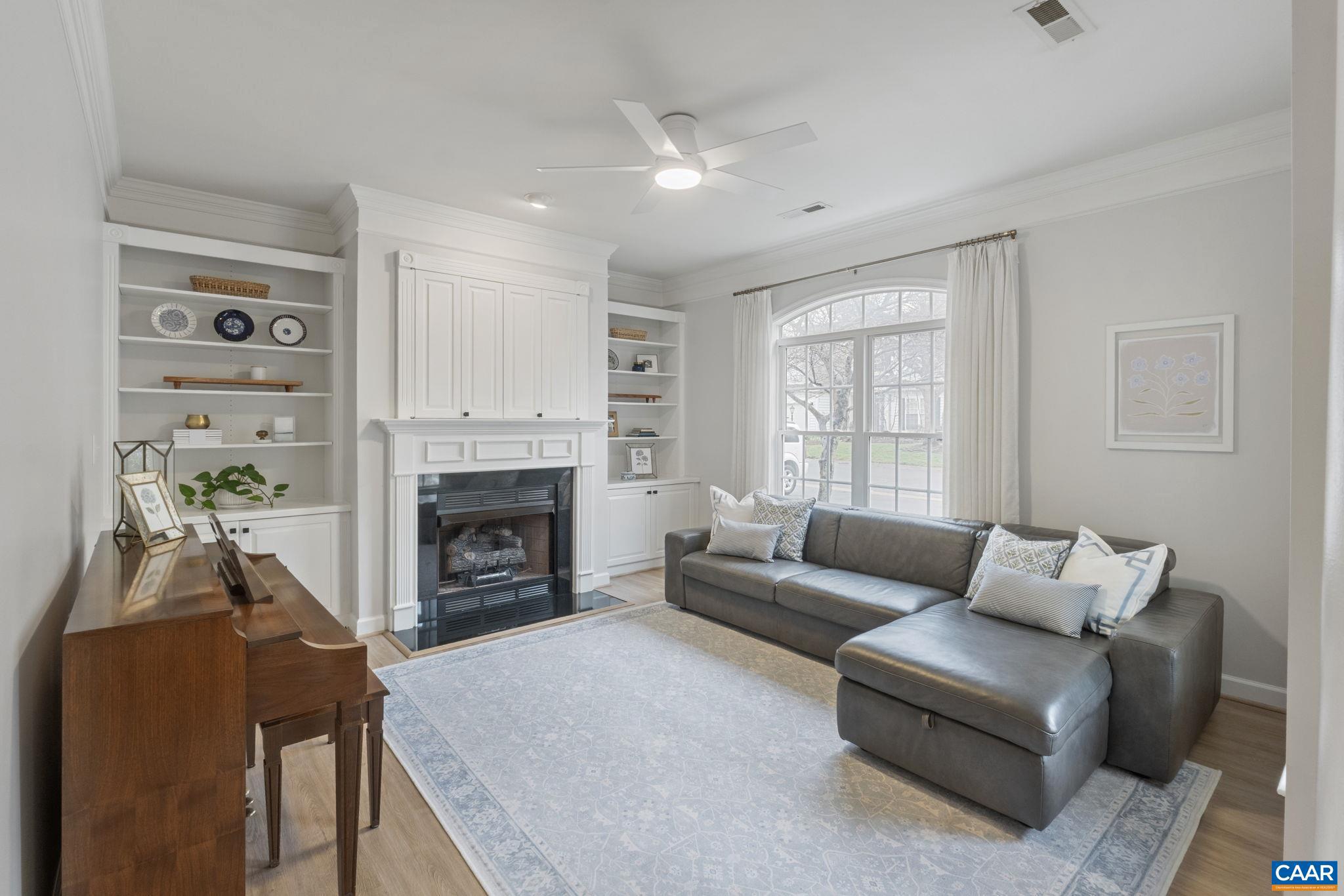 1131 RUSTIC WILLOW LN