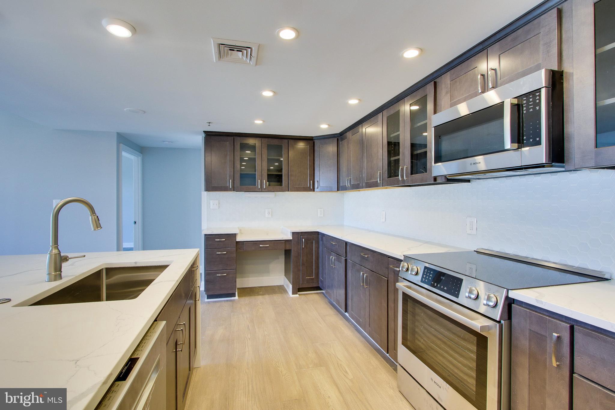 INNER HARBOR - Residential Lease