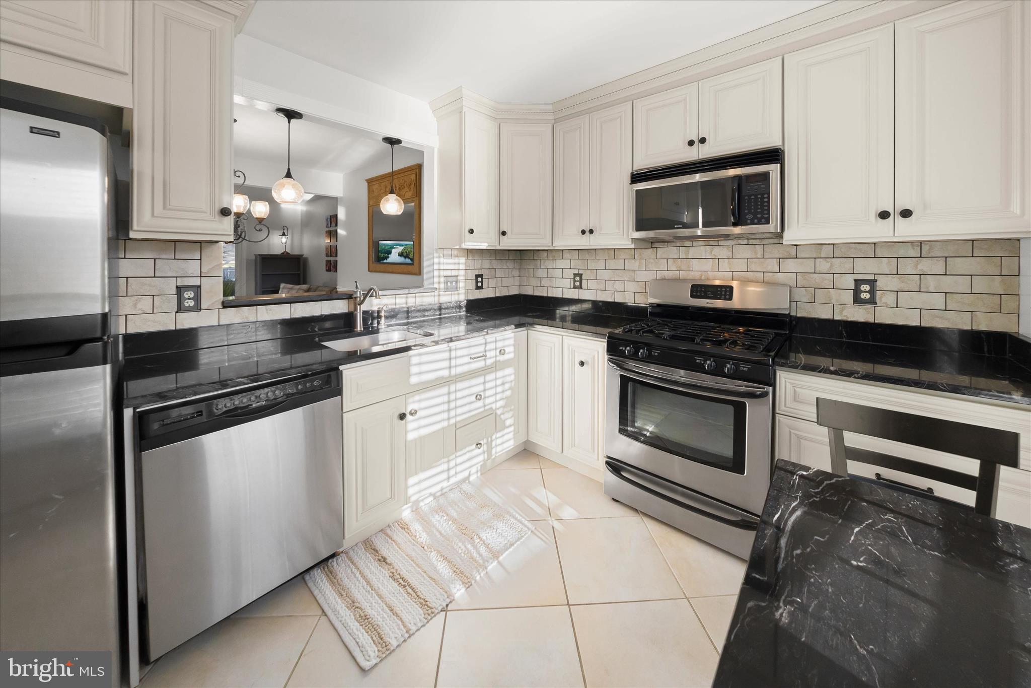 PLANTATIONS II - Residential