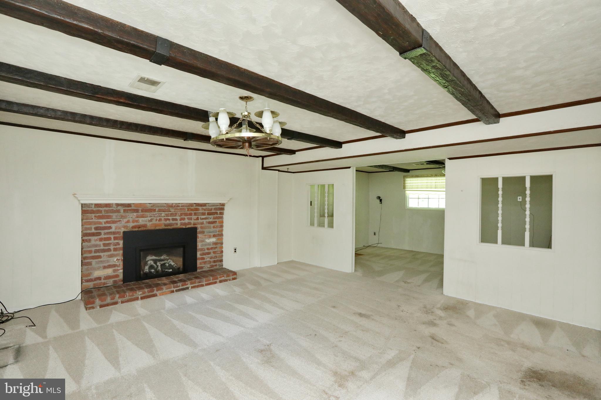 COLUMBIA PARK - Residential