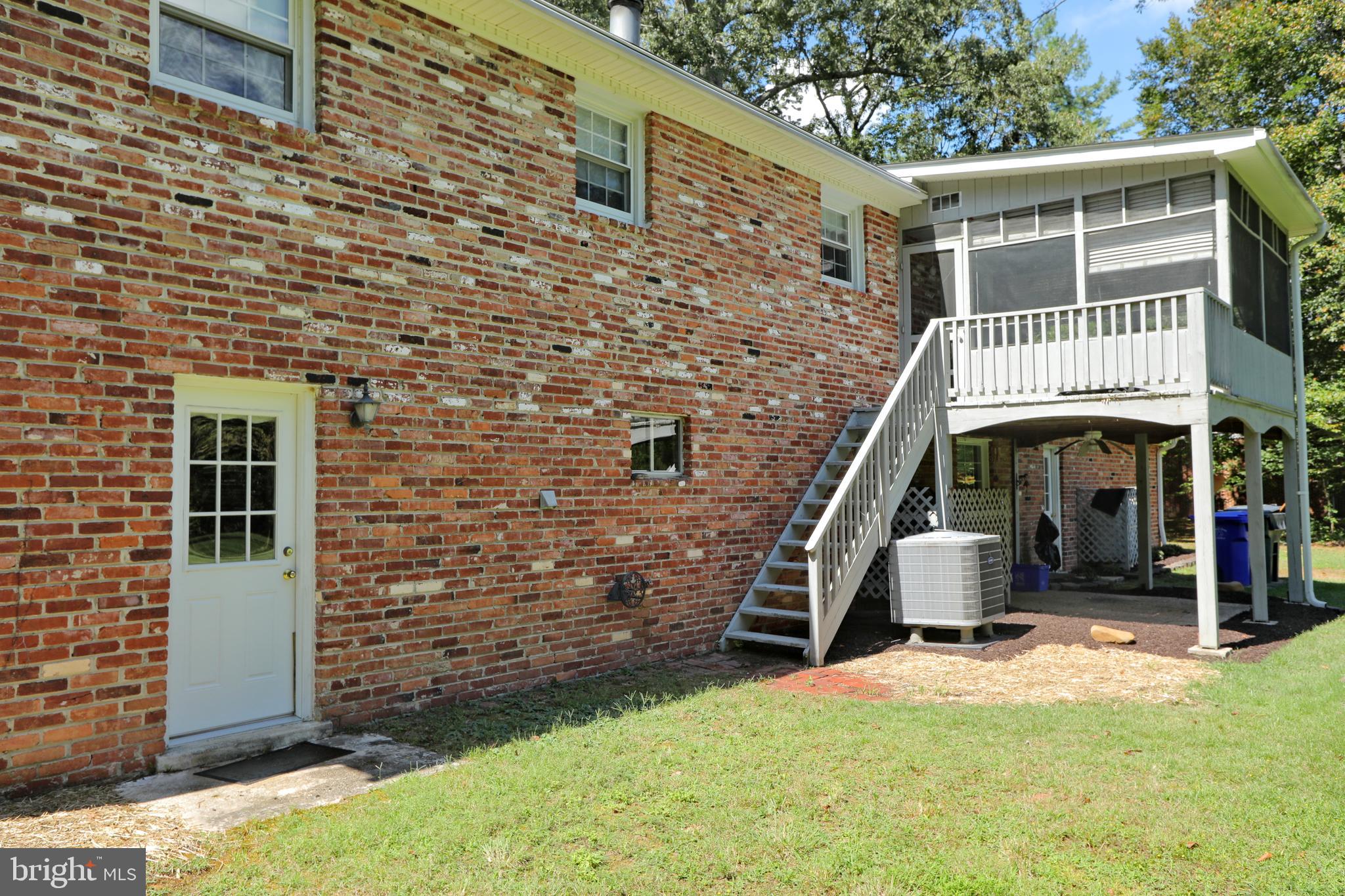 COLUMBIA PARK - Residential