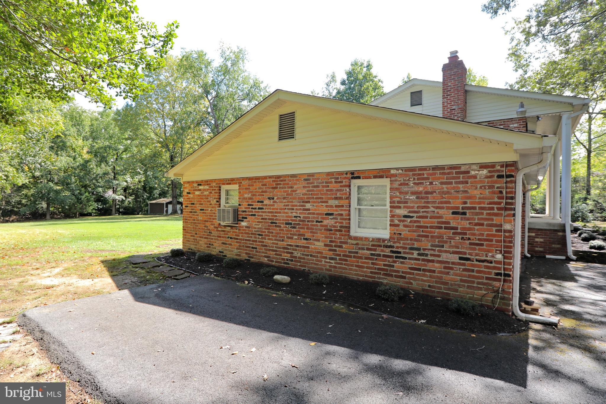 COLUMBIA PARK - Residential