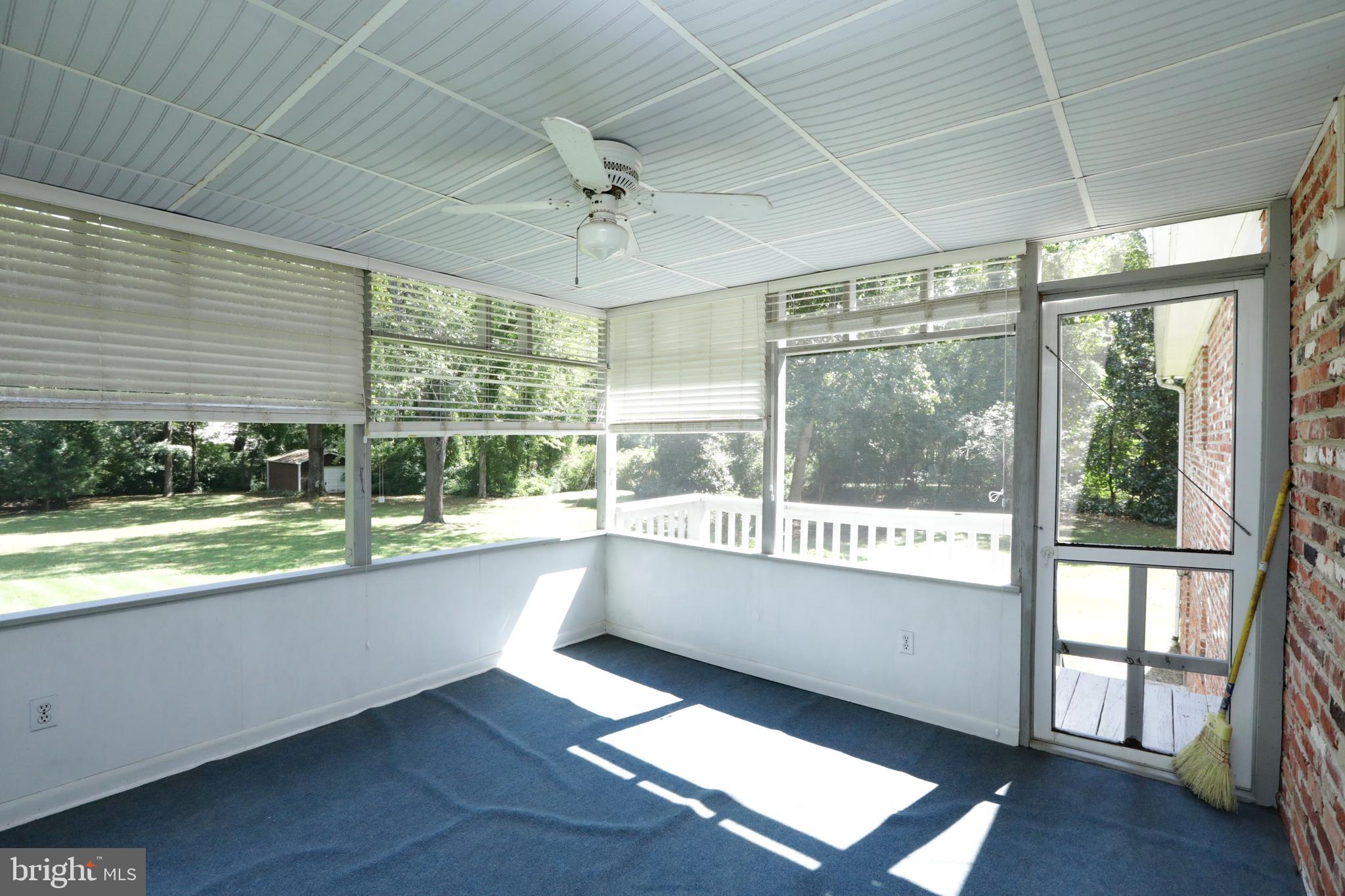 COLUMBIA PARK - Residential