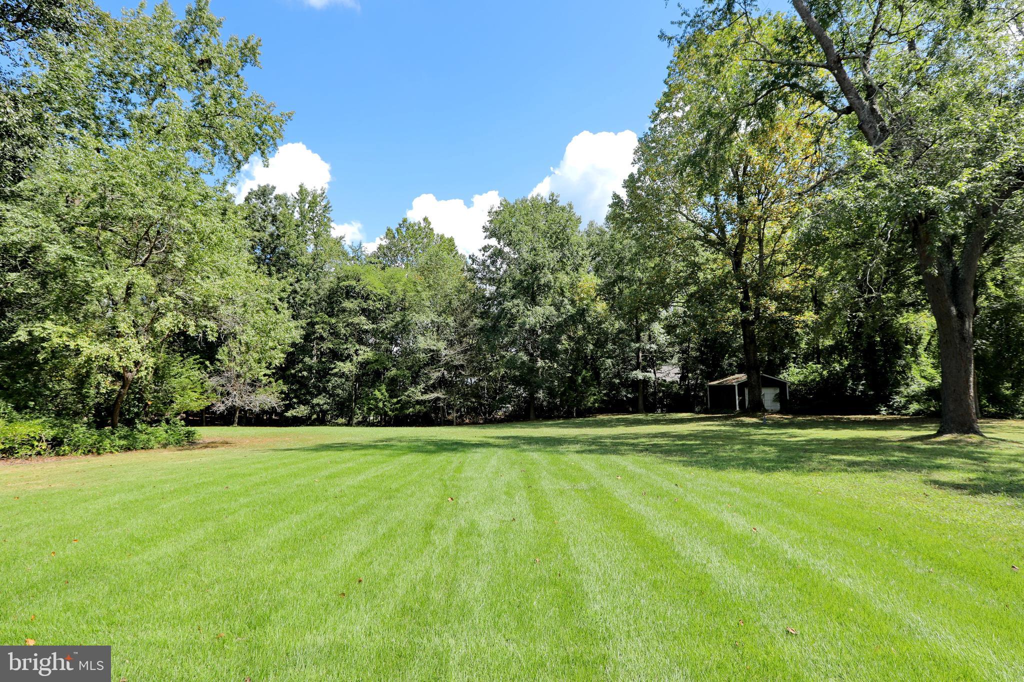COLUMBIA PARK - Residential