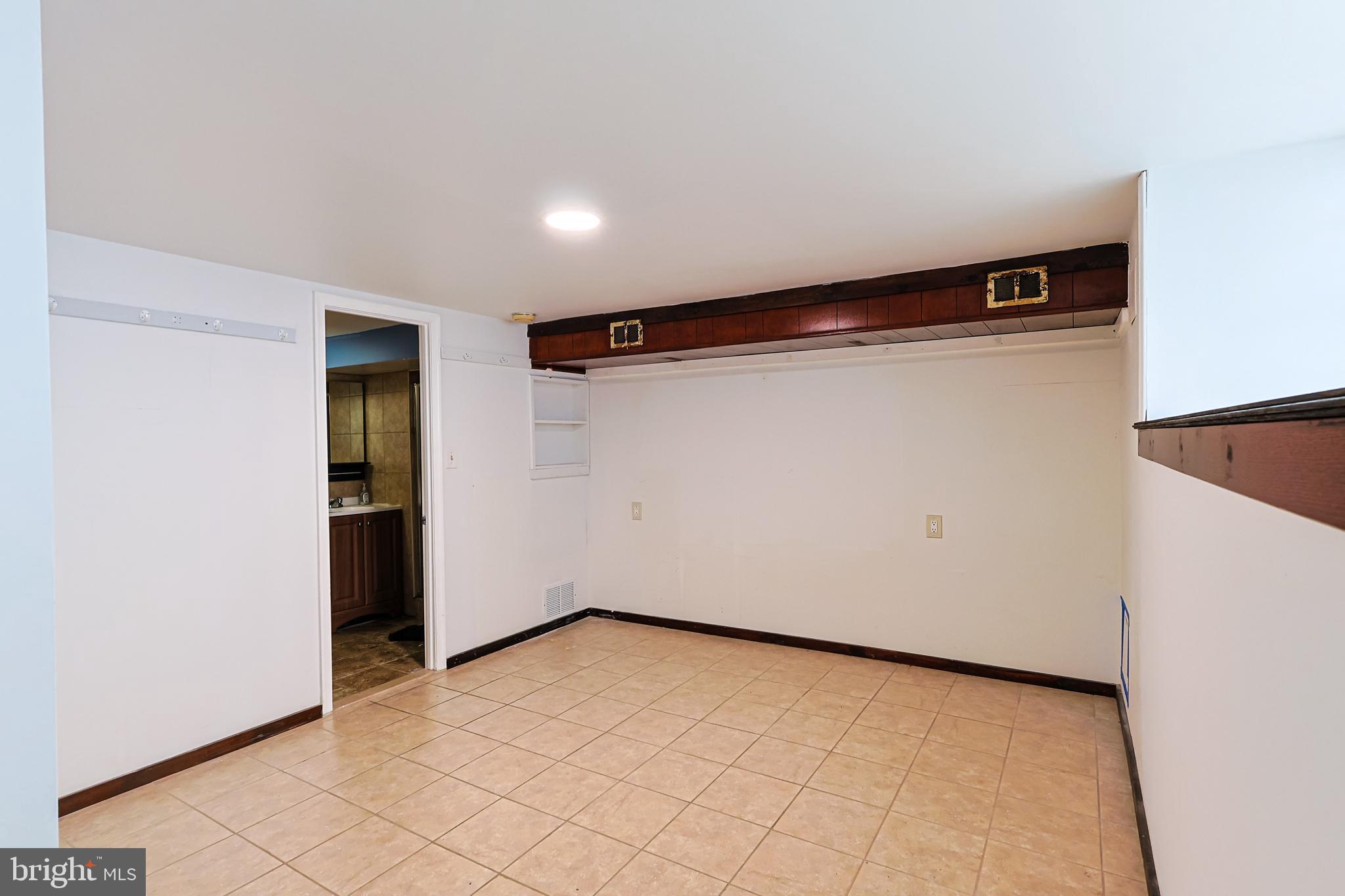 RHAWNHURST - Residential