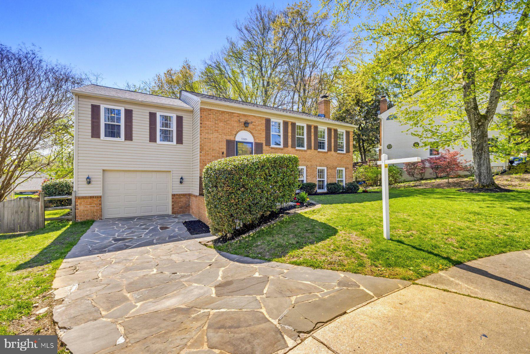 7305 LANGSFORD COURT