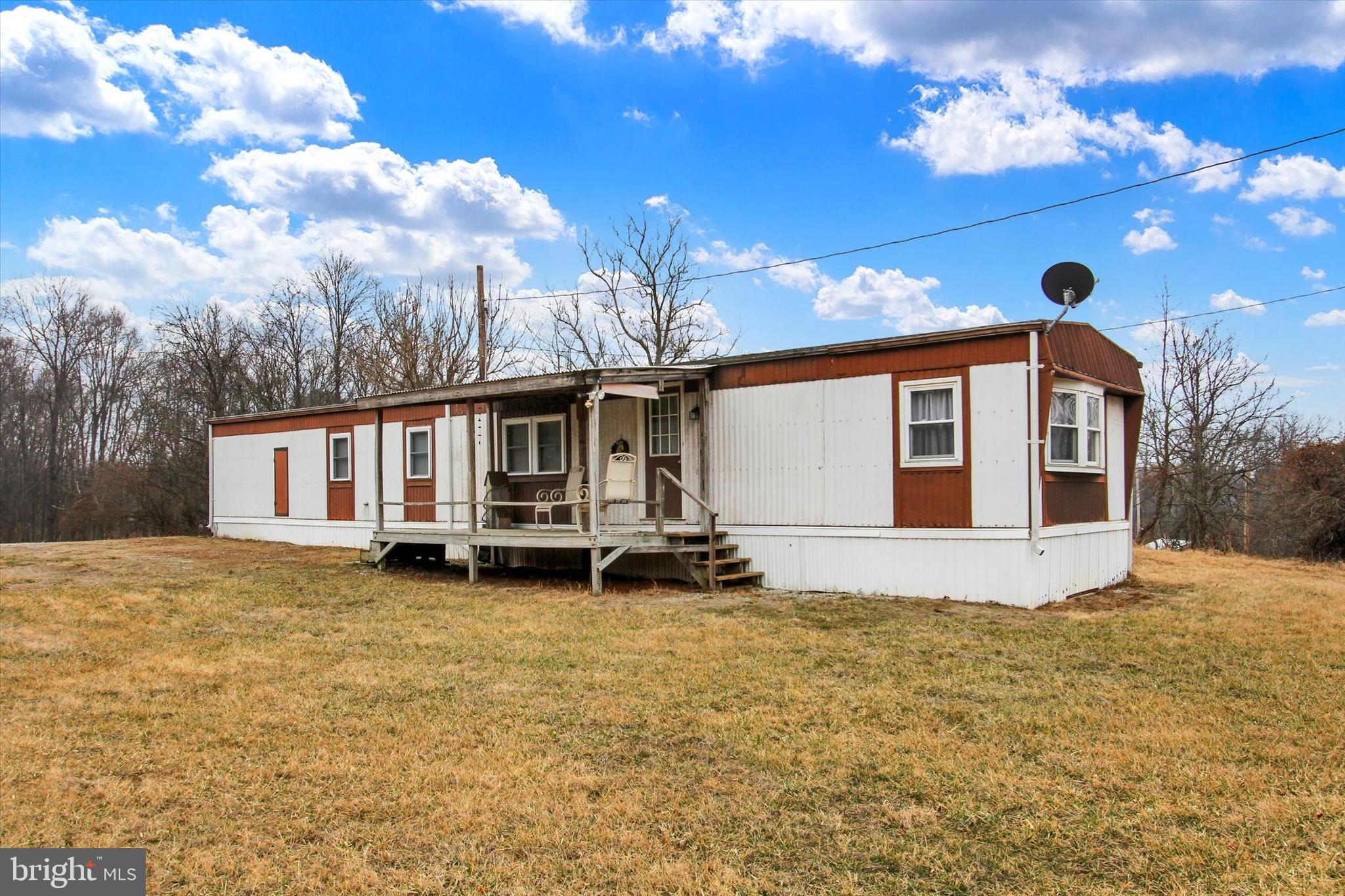 HIGHLAND TOWNSHIP - Commercial Sale